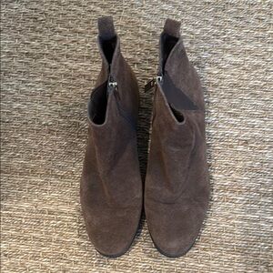 Bandolino Brown Ankle Booties with Suede Finish